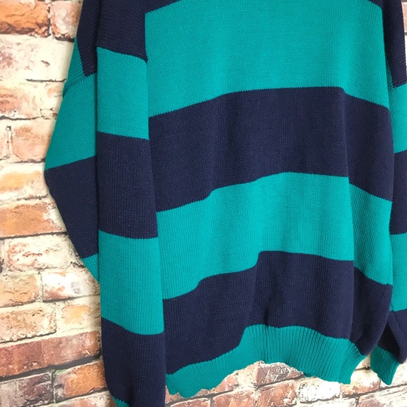 Oversize sweater by Graphix - Picture 8 of 9